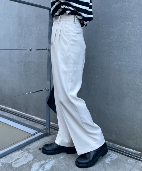 CIAOPANIC（チャオパニック）の「美脚カラースラックスパンツ（スラックス・レディース・ブラック/イエロー/グリーン/アイボリー・SMALL/MEDIUM）」の8枚目の写真