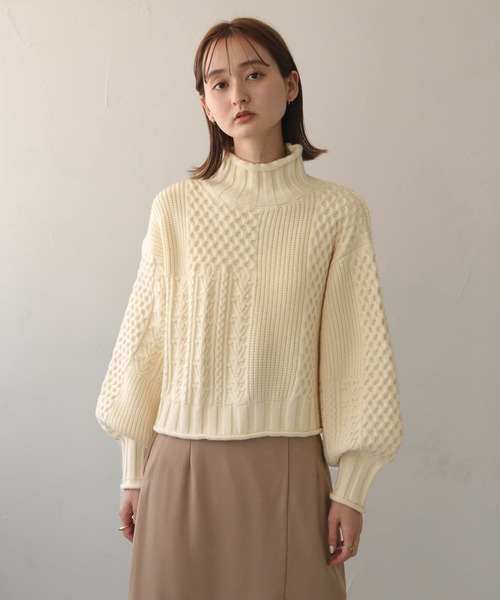 CLEIO（クレイオ）の「【CLEIO】ケーブル切替ハイネックニット（ニット/セーター・レディース・ブラック/ベージュ/ライトグリーン/アイボリー・FREE）」の3枚目の写真