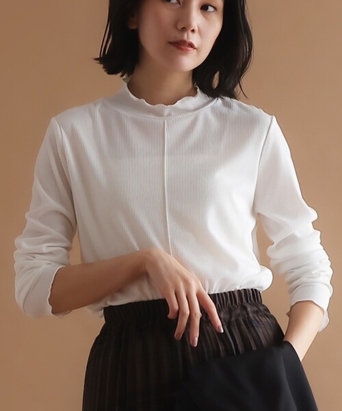 SHOO・LA・RUE（シューラルー）の「◆【旬コーデに！】シアー ハイネック トップス（Tシャツ/カットソー・レディース・ホワイト系/ブラック/ブラウン系・02/03）」の20枚目の写真