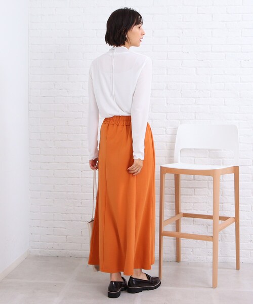 SHOO・LA・RUE（シューラルー）の「◆【旬コーデに！】シアー ハイネック トップス（Tシャツ/カットソー・レディース・ホワイト系/ブラック/ブラウン系・02/03）」の13枚目の写真