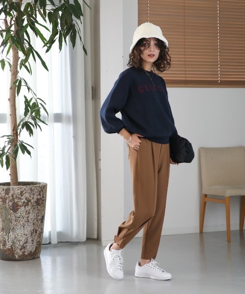 Bou Jeloud(ブージュルード)の「ロゴジャガードニットプルオーバー(ニット/セーター・レディース・ベージュ/ネイビー/ライトグリーン・FREE)」の6枚目の写真