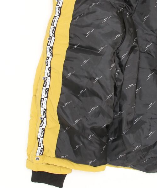 RVCA(ルーカ)の「RVCA メンズ VISOR HOODED PUFFER ジャケット【2022年秋冬モデル】/ルーカアウター(ブルゾン・メンズ・ゴールド/ブラック/グレー系その他・SMALL/X-LARGE/LARGE/MEDIUM)」の6枚目の写真