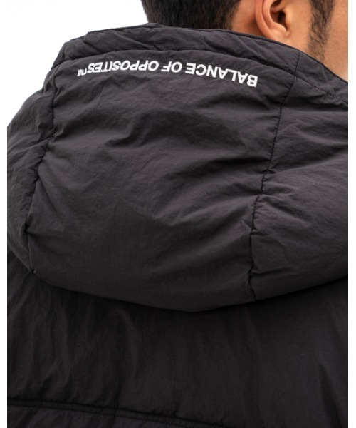 RVCA(ルーカ)の「RVCA メンズ VISOR HOODED PUFFER ジャケット【2022年秋冬モデル】/ルーカアウター(ブルゾン・メンズ・ゴールド/ブラック/グレー系その他・SMALL/X-LARGE/LARGE/MEDIUM)」の13枚目の写真