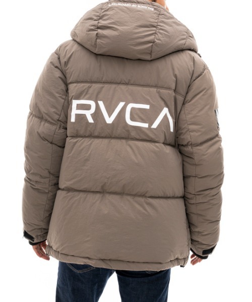 RVCA(ルーカ)の「RVCA メンズ VISOR HOODED PUFFER ジャケット【2022年秋冬モデル】/ルーカアウター(ブルゾン・メンズ・ゴールド/ブラック/グレー系その他・SMALL/X-LARGE/LARGE/MEDIUM)」の18枚目の写真