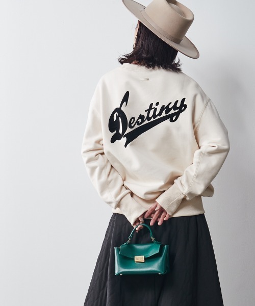 CHIC STYLE（シックスタイル）の「＜大きいサイズ＞バックロゴプリントスウェット シックスタイル（スウェット・レディース・アイボリー/チャコール・8L/3L/LL/L/4L/5L/6L）」の7枚目の写真