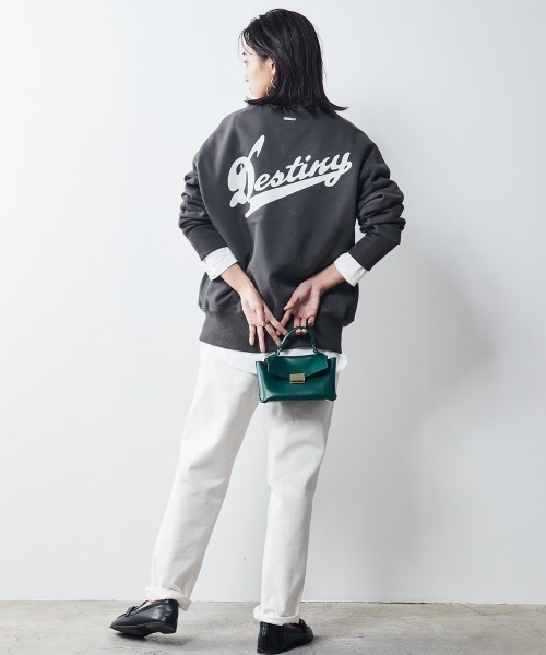 CHIC STYLE（シックスタイル）の「＜大きいサイズ＞バックロゴプリントスウェット シックスタイル（スウェット・レディース・アイボリー/チャコール・8L/3L/LL/L/4L/5L/6L）」の11枚目の写真