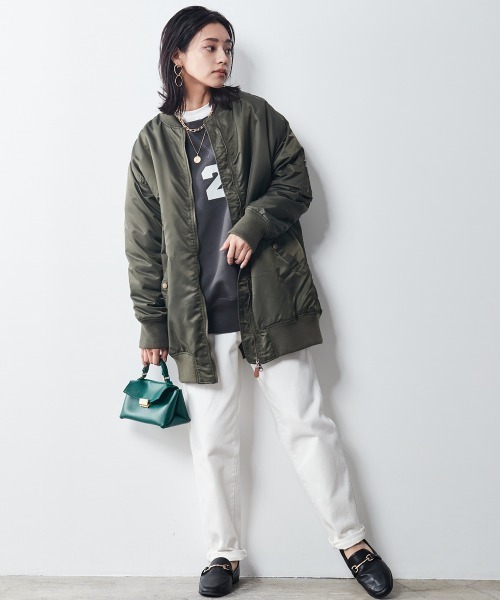 CHIC STYLE（シックスタイル）の「＜大きいサイズ＞バックロゴプリントスウェット シックスタイル（スウェット・レディース・アイボリー/チャコール・8L/3L/LL/L/4L/5L/6L）」の17枚目の写真