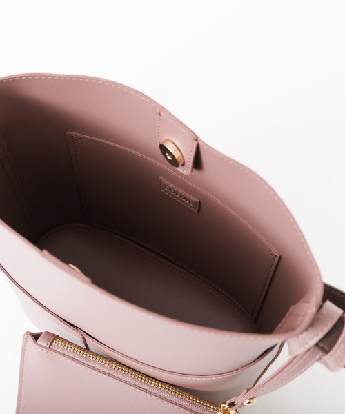 soeur（スール）の「SOEUR/ポーチ付きバケツショルダーBAG/バケットバッグ（ショルダーバッグ・レディース・グレイッシュベージュ/ベージュ/ブラック・フリー）」の12枚目の写真