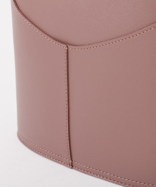 soeur（スール）の「SOEUR/ポーチ付きバケツショルダーBAG/バケットバッグ（ショルダーバッグ・レディース・グレイッシュベージュ/ベージュ/ブラック・フリー）」の17枚目の写真