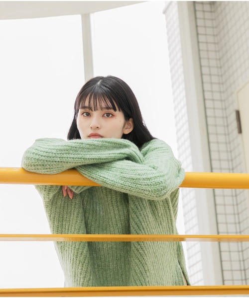 Dita Muaj.(ディータムアージュ)の「【ZOZO限定】Muaj.ストレッチ サイドスリット まぜカラーニットプルオーバー(ニット/セーター・レディース・ナチュラル/ベージュ/ライトパープル/グリーン・FREE)」の17枚目の写真