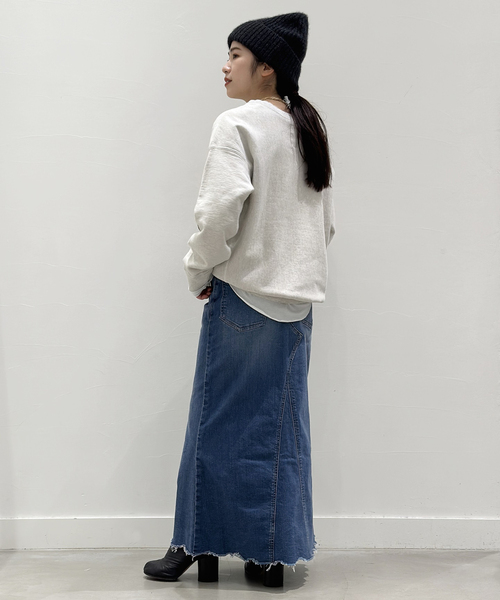 AP STUDIO（エーピーストゥディオ）の「へムカットデニムスカート（デニムスカート・レディース・ブルー/スミクロ・38/34/36）」の3枚目の写真