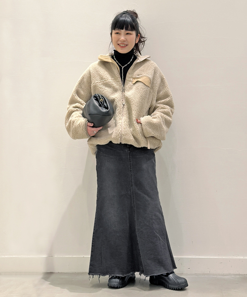 AP STUDIO（エーピーストゥディオ）の「へムカットデニムスカート（デニムスカート・レディース・ブルー/スミクロ・38/34/36）」の17枚目の写真