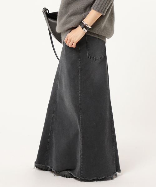 AP STUDIO（エーピーストゥディオ）の「へムカットデニムスカート（デニムスカート・レディース・ブルー/スミクロ・38/34/36）」の15枚目の写真