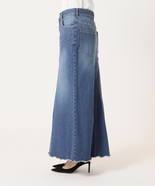 AP STUDIO（エーピーストゥディオ）の「へムカットデニムスカート（デニムスカート・レディース・ブルー/スミクロ・38/34/36）」の11枚目の写真