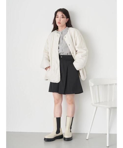 earth music&ecology（アースミュージックアンドエコロジー）の「タックハーフパンツ（その他パンツ・レディース・ホワイト系その他2/ブラック/オリーブ・FREE）」の11枚目の写真