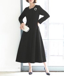 フィット&フレア・ロングワンピースドレス