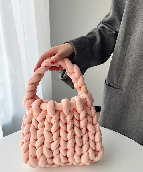 .KOM(ドットコム)の「A'GEM/9 × .kom『.kom/ドットケーオーエム』マンドゥー BAG(ハンドバッグ・メンズ・ホワイト/ブラック/パープル/グレー/ピンク/ブルー/グリーン/アイボリー・FREE)」の13枚目の写真