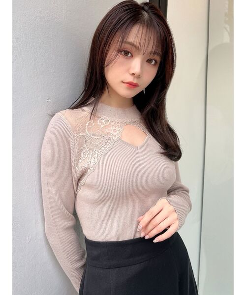 RESEXXY(リゼクシー)の「ラグランレースニットトップス(ニット/セーター・レディース・ブラック/ホワイト/ベージュ・FREE)」の11枚目の写真