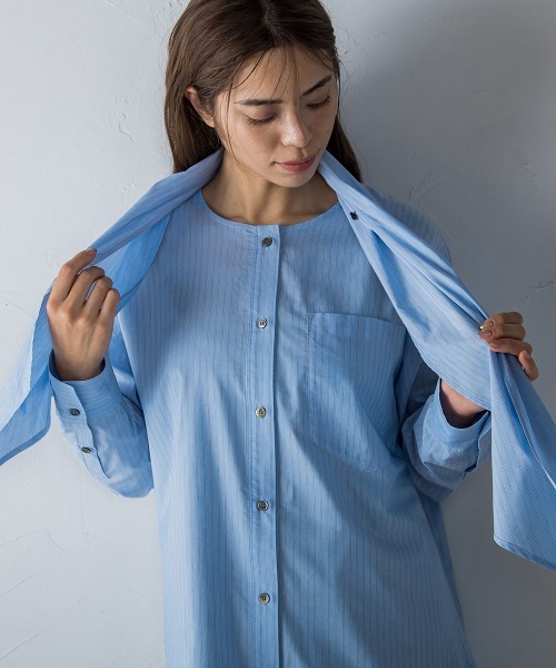 MAYSON GREY(メイソングレイ)の「スカーフネックストライプオーバーシャツ(シャツ/ブラウス・レディース・ブルー系その他/パープル系その他・M)」の9枚目の写真