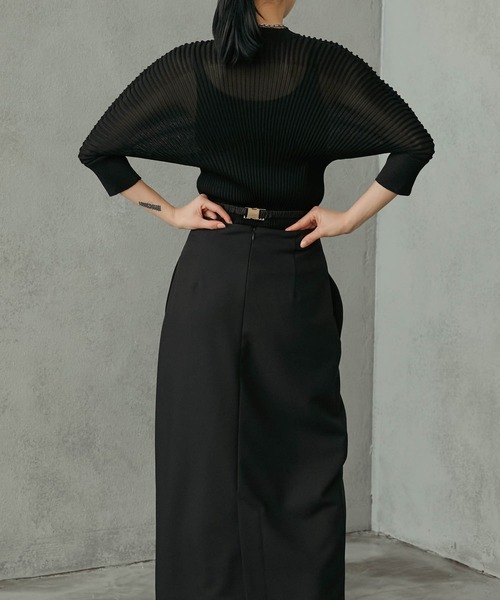 Maisones.(メゾネス)の「Slit Belt Skirt | スリットベルトスカート(スカート・レディース・ブラック/ミント/ピンク・MEDIUM/SMALL)」の13枚目の写真