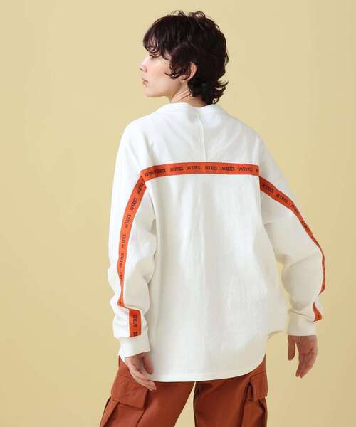 AVIREX(アヴィレックス)の「BACK LOGO TAPE TOPS/ バックロゴテープトップス(Tシャツ/カットソー・レディース・ブラック/ホワイト系2・F)」の8枚目の写真