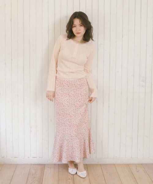 TINA:JOJUN(ティーナジョジュン)の「小花柄 マーメイドスカート TINA:JOJUN(スカート・レディース・パープル/ピンク・S/M)」の8枚目の写真