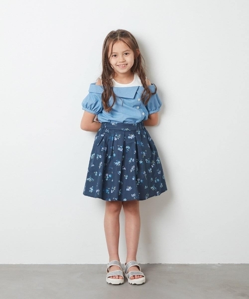 a.v.v（アーヴェヴェ）の「[KIDS]ラメストラップサンダル[WEB限定サイズ]（サンダル・キッズ・ブラック/シルバー・20/19/21/22/24/23）」の14枚目の写真