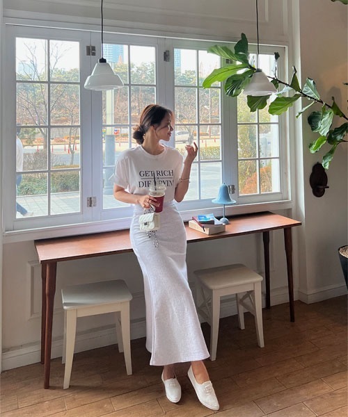 NANING9（ナンニング）の「NANING9 ウエストバンディングスウェットマーメイドスカート（スカート・レディース・ブラック/アイボリー・FREE）」の3枚目の写真