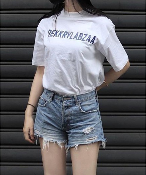 Chick(チック)の「▲Front Logo SS Tee / フロントロゴ半袖Tシャツ(Tシャツ/カットソー・レディース・ブラック/ベージュ/ホワイト・M/L/XL)」の7枚目の写真