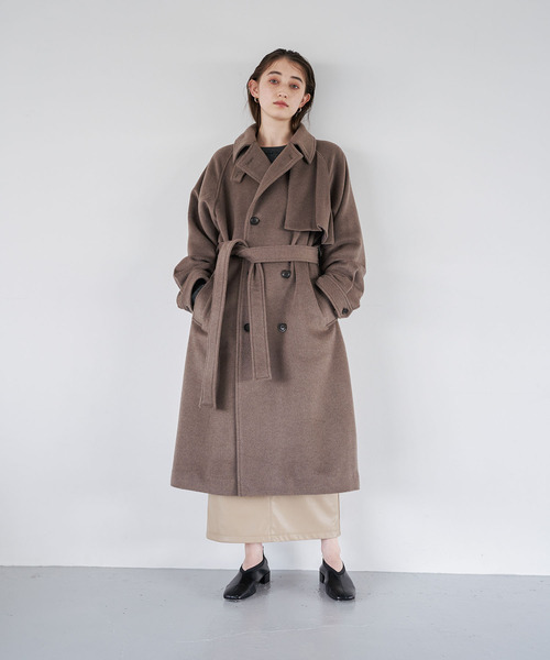 EMMA LIMBER（エマリンバー）の「Wool Tuck Flap Trench Coat 