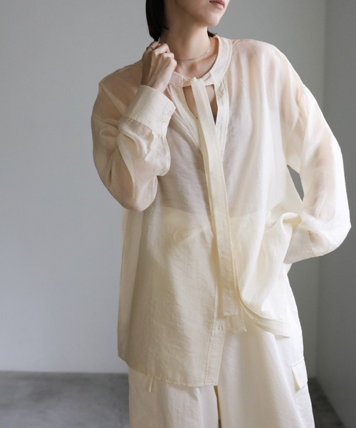 select MOCA(セレクトモカ)の「2WAYボウタイノーカラーシアーシャツ(シャツ/ブラウス・レディース・ダークベージュ/オレンジ/アイボリー/ブラック・FREE)」の16枚目の写真