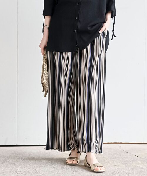 rps（アールピーエス）の「柄アソートプリーツパンツ（その他パンツ・レディース・アイボリー/ブラック系その他2/ブラック/チャコールグレー/ブラック系その他3/グリーン/ベージュ/ネイビー/ブルー・フリー）」の9枚目の写真