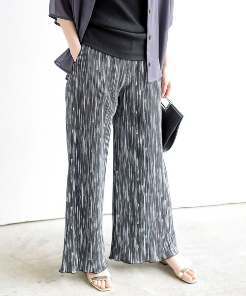 rps（アールピーエス）の「柄アソートプリーツパンツ（その他パンツ・レディース・アイボリー/ブラック系その他2/ブラック/チャコールグレー/ブラック系その他3/グリーン/ベージュ/ネイビー/ブルー・フリー）」の4枚目の写真