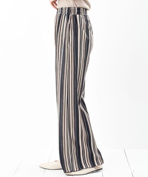 rps（アールピーエス）の「柄アソートプリーツパンツ（その他パンツ・レディース・アイボリー/ブラック系その他2/ブラック/チャコールグレー/ブラック系その他3/グリーン/ベージュ/ネイビー/ブルー・フリー）」の11枚目の写真