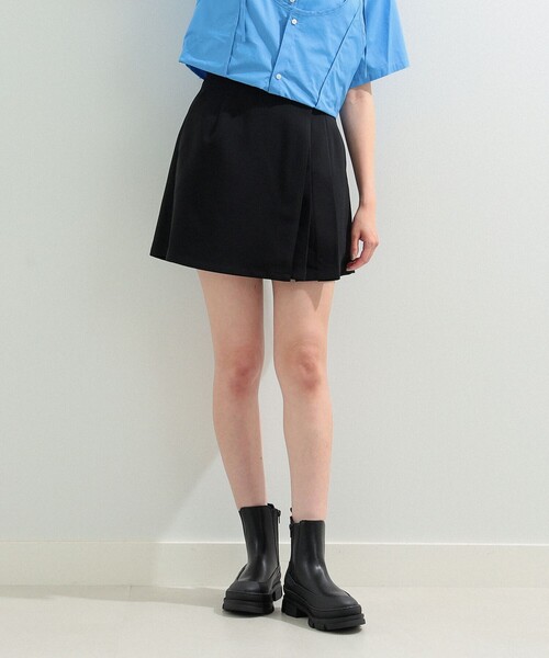 Ray BEAMS（レイビームス）の「Ray BEAMS / ラップ ミニ ショート パンツ（その他パンツ・レディース・ブラック/カーキ・0/1）」の3枚目の写真