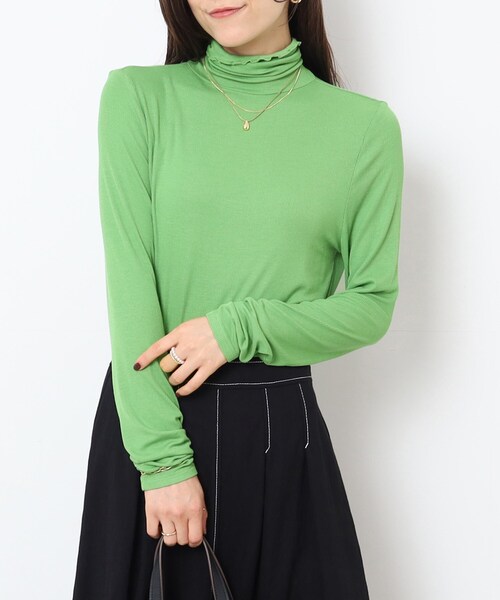 DRESKIP(ドレスキップ)の「◆大人なシアー感 レイヤードにぴったりのインナータートル【SHOO WARM/吸湿発熱】(Tシャツ/カットソー・レディース・オフホワイト/ホワイト系5/ブラック/スモーキーグリーン系/ライトオレンジ系/サックスブルー/ライトグレー・02/03/04)」の6枚目の写真