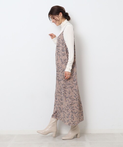 DRESKIP(ドレスキップ)の「◆大人なシアー感 レイヤードにぴったりのインナータートル【SHOO WARM/吸湿発熱】(Tシャツ/カットソー・レディース・オフホワイト/ホワイト系5/ブラック/スモーキーグリーン系/ライトオレンジ系/サックスブルー/ライトグレー・02/03/04)」の14枚目の写真