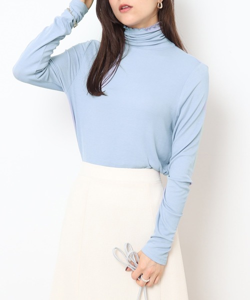 DRESKIP(ドレスキップ)の「◆大人なシアー感 レイヤードにぴったりのインナータートル【SHOO WARM/吸湿発熱】(Tシャツ/カットソー・レディース・オフホワイト/ホワイト系5/ブラック/スモーキーグリーン系/ライトオレンジ系/サックスブルー/ライトグレー・02/03/04)」の7枚目の写真