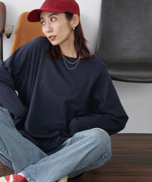 Auntie Rosa Holiday（アンティローザホリデー）の「ラグランスリーブBIGロンT（Tシャツ/カットソー・レディース・ナチュラル/グレー/グリーン/ブルー/ピンク/サックスブルー/チャコールグレー/ダークグレー/レッド/ネイビー/ネイビー系・FREE）」の7枚目の写真