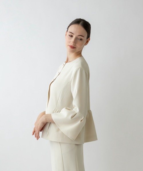 ⭐︎新品未使用品⭐︎sono ポタリースリーブフレア ジャケット Sono（ソーノ）の「【SONO NAVY】ボタリースリーブフレアジャケット