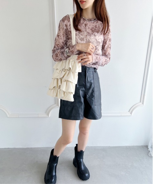 thank U more(サンキューモア)の「【Felicitations】4段フリル トートバッグ(クラッチバッグ・レディース・ブラック/シルバー/アイボリー/ホワイト系その他/ピンク系その他/ブラック系その他・FREE)」の15枚目の写真