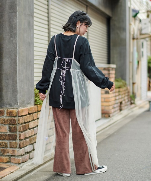 SPINNS（スピンズ）の「【2way!前後で着られる】チュールロングキャミワンピース レイヤード（ワンピース・レディース・アイボリー/ブルー/ブラック/チャコール/ピンク/グレイッシュベージュ/ピンク系その他/ライトブルー/レッド・ONESIZE）」の22枚目の写真