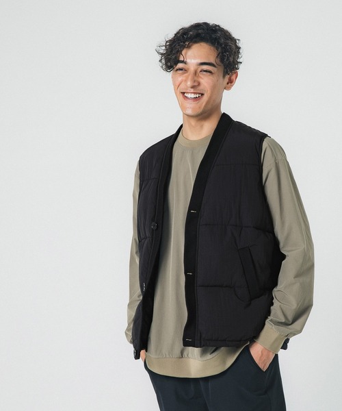 coca（coca）（コカ）の「ユニセックスVネック中綿ベスト（ダウンベスト・レディース・アイボリー/ブラック・M/L）」の9枚目の写真