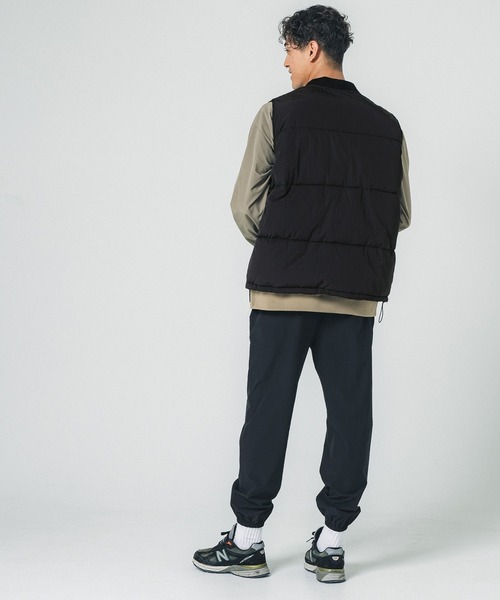 coca（coca）（コカ）の「ユニセックスVネック中綿ベスト（ダウンベスト・レディース・アイボリー/ブラック・M/L）」の10枚目の写真