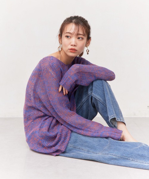 Chez toi(シェトワ)の「モヘアライクシアーVネックプルオーバー(ニット/セーター・レディース・オフホワイト/ブラック/ブルー・FREE)」の17枚目の写真