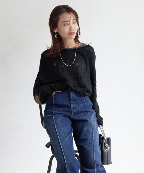 Chez toi(シェトワ)の「モヘアライクシアーVネックプルオーバー(ニット/セーター・レディース・オフホワイト/ブラック/ブルー・FREE)」の11枚目の写真
