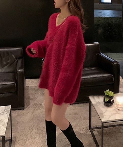 gossip！ロサンゼルス（ゴシップロサンゼルス）の「YUGA　Vネック　ルーズシルエットセーター（ニット/セーター・レディース・ブラウン/ブルー/オフホワイト/レッド/ブラック・FREE）」の5枚目の写真