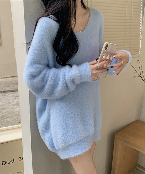 gossip！ロサンゼルス（ゴシップロサンゼルス）の「YUGA　Vネック　ルーズシルエットセーター（ニット/セーター・レディース・ブラウン/ブルー/オフホワイト/レッド/ブラック・FREE）」の15枚目の写真