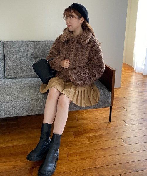 one after another NICE CLAUP(ワンアフターアナザーナイスクラップ)の「タイ付きシャツプリーツミニワンピース(ワンピース・レディース・オフホワイト/グレー/ブラウン・FREE)」の14枚目の写真