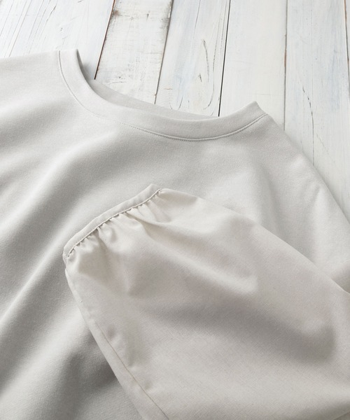 Viola e Viola(ヴィオラエヴィオラ)の「綿混ミニ裏毛異素材切替フレアートップス(Tシャツ/カットソー・レディース・グリーン/ライトグレー/スミクロ・M/L/3L/LL)」の11枚目の写真